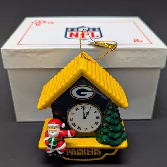 GREEN BAY PACKERS Danbury Mint Christmas Ornament Santa CUCKOO CLOCK 2014 NIB - Picture 1 of 5